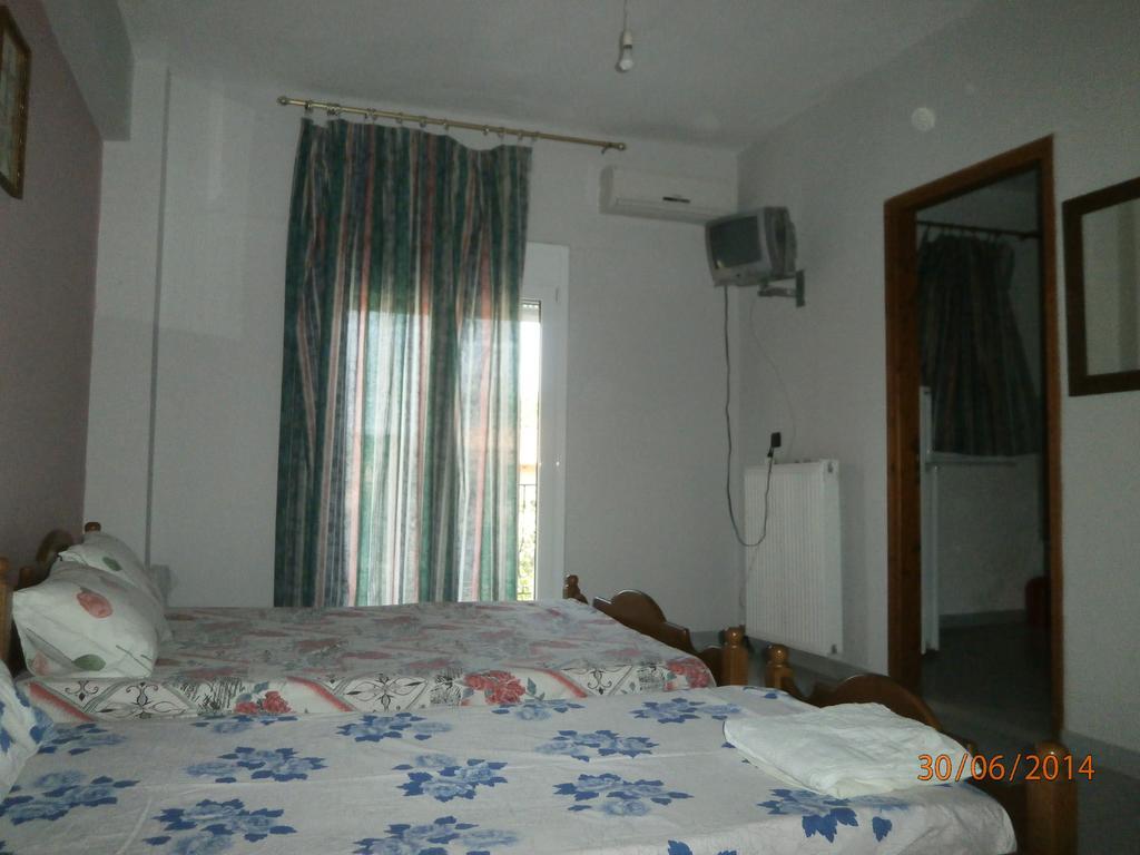 Ioannis Avrades Apartments Ajókambosz Szoba fotó